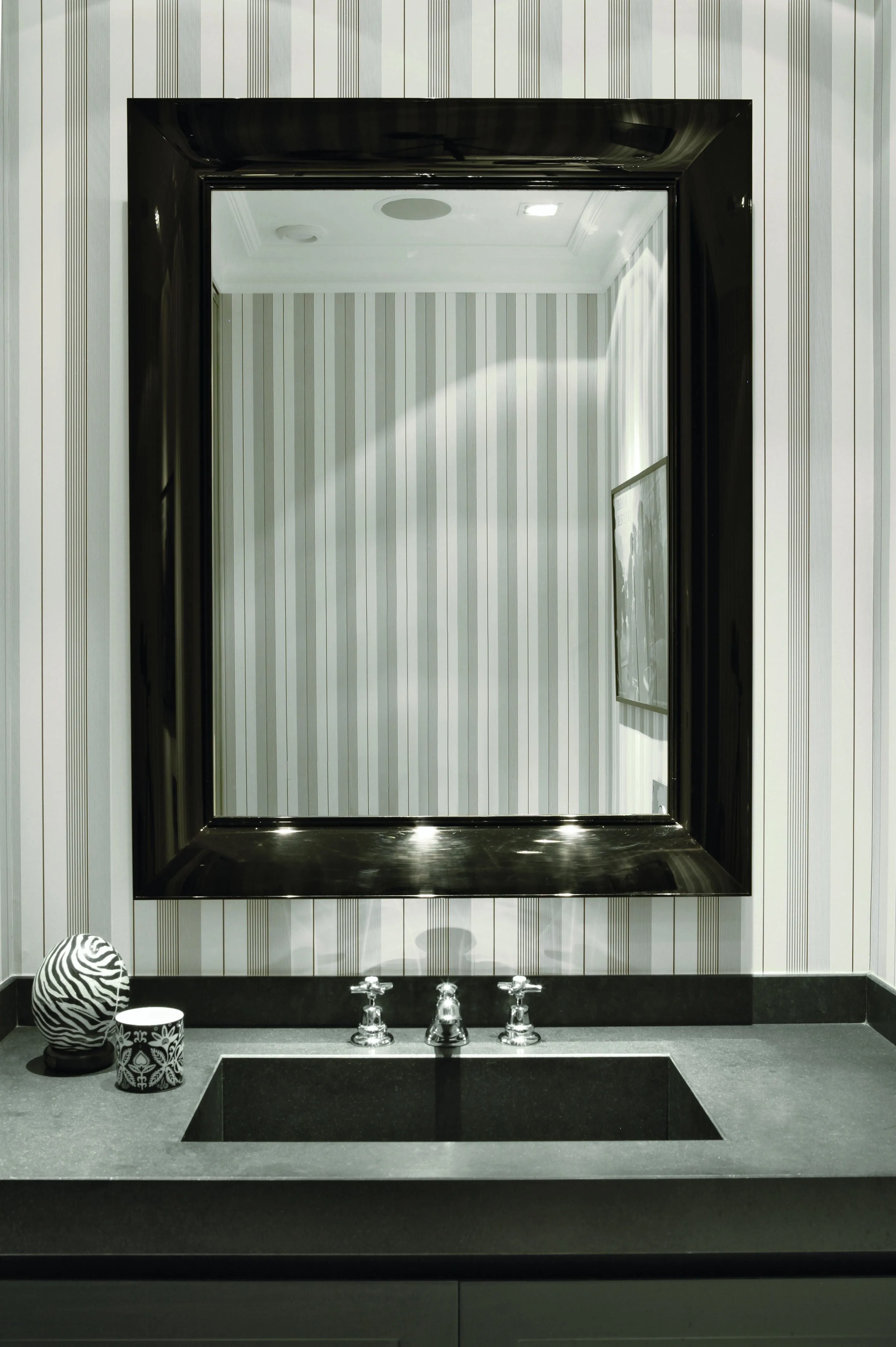 Kartell Francois Ghost Mirror 88x110 Cm, White