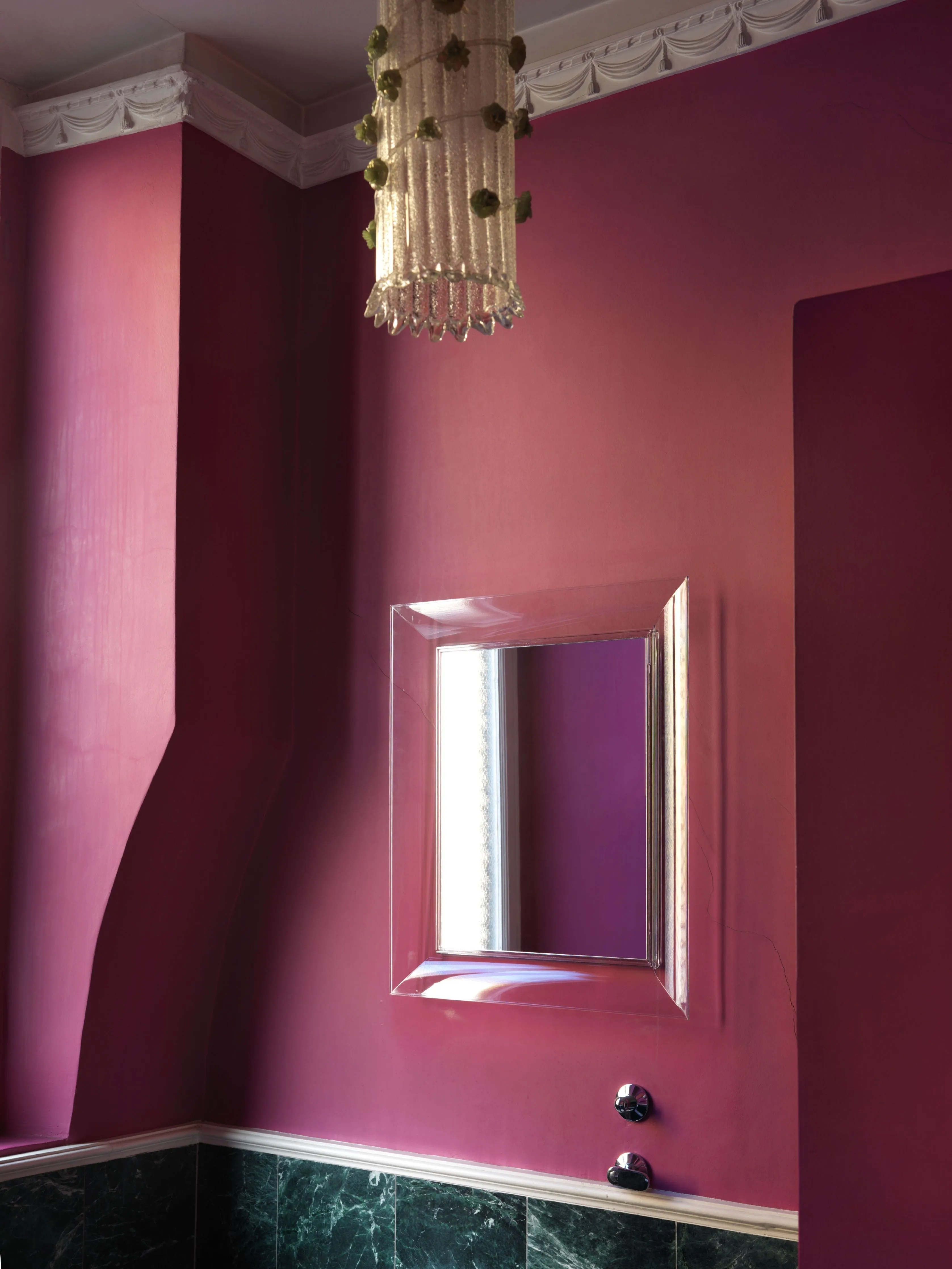 Kartell Francois Ghost Mirror 88x110 Cm, White