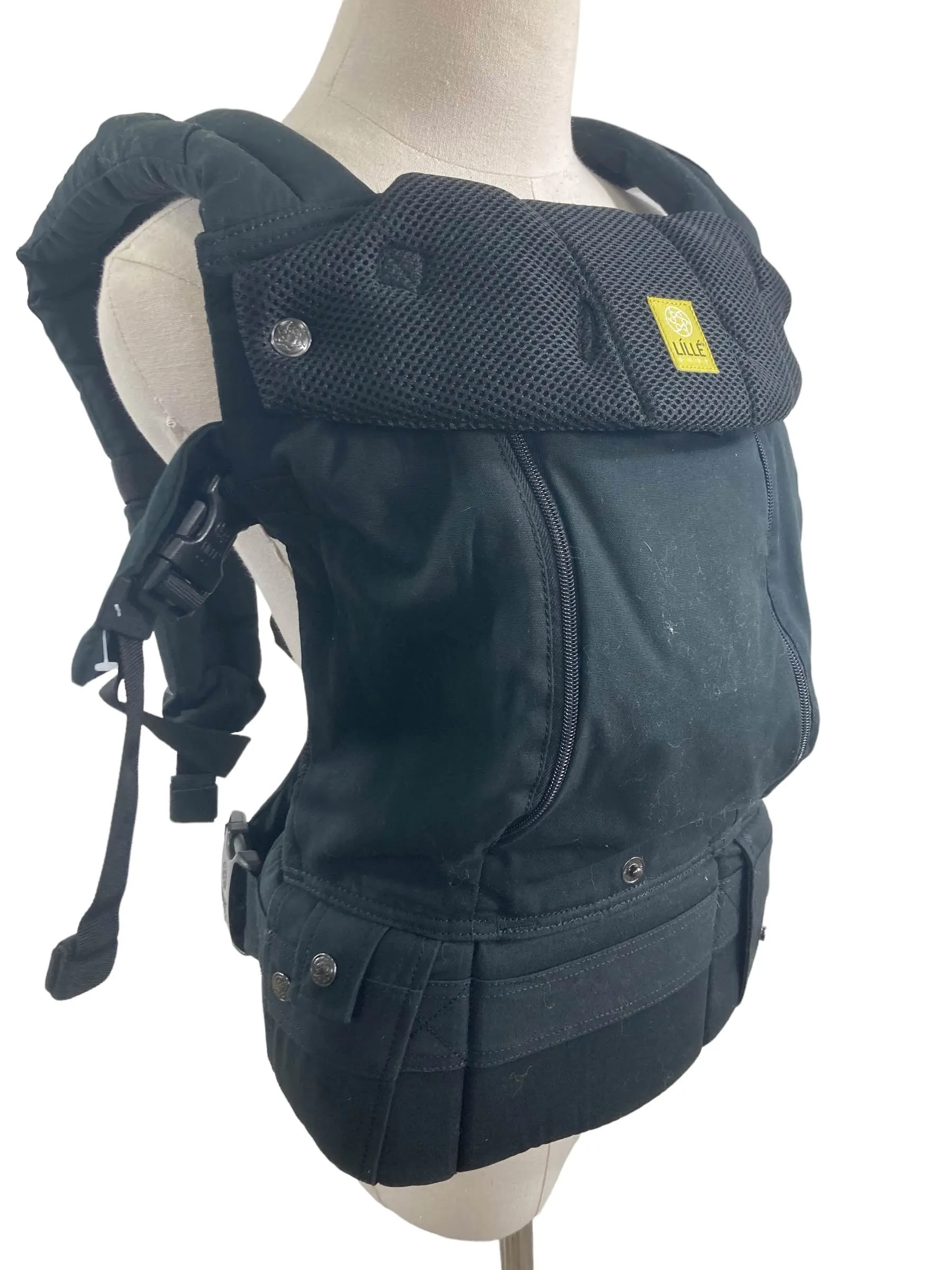 Lillebaby Serenity All Seasons Multi-Position Baby Carrier, Black